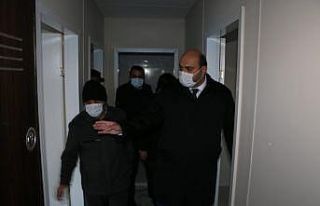 Deprem ve yangında evini kaybetti, Belediye sahip...