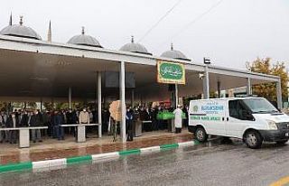 Depremde ölen yaşlı adam memleketinde defnedildi