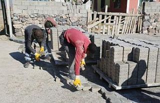 Develi’de parke çalışmaları devam ediyor