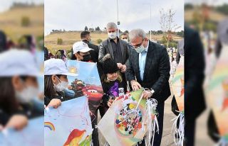 Diyarbakır’da çocuklar uçurtma şenliğinde buluştu