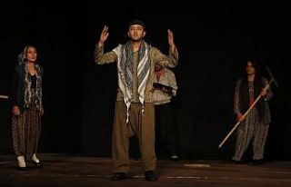 Döşemealtı’nda ‘Bir Kurtuluş Hikayesi’ izleyiciyle...