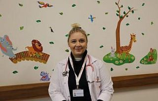 Dr. Çebi: "Bebeğiniz ile iletişim kurmak için...