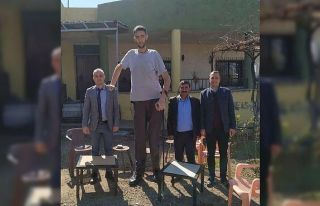 Dünyanın en uzun insanı Sultan Kösen taburcu oldu