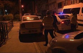 Dur ihtarına uymayan alkollü sürücü ortalığı...