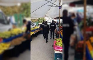 Düzce’de Salı Pazarında zabıtadan denetim