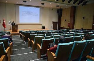 Düzce’de ses sağlığı ve korunması konferansı...
