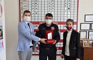 Edremit Belediyesi’nden İzmir kahramanlarına ziyaret