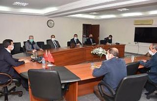 Efeler’de semt pazarlarındaki denetimler sıklaşacak