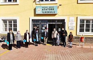 Eğitim Bir Sen 200 bin maske dağıtıyor