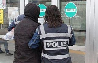 Elazığ’da çaldığı otomobille gezerken yakalanan...