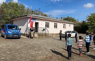Elazığ’da Mehmetçiğin bayrak hassasiyeti