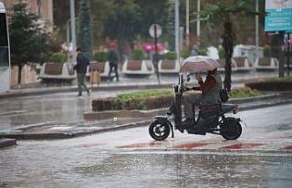 Elazığ’da sağanak yağış etkili oluyor