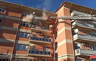 Elazığ’da yangın, 6 kişi dumandan etkilendi