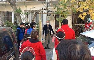 Emekli öğretmenleri unutmadılar