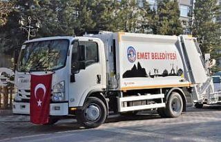 Emet Belediyesi yeni çöp kamyonu hizmete girdi