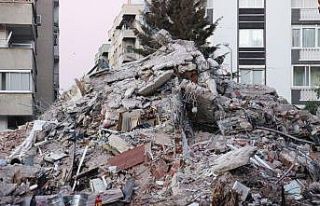 Emrah Apartmanı’nda 32 ölü 15 yaralıyla çalışmalar...