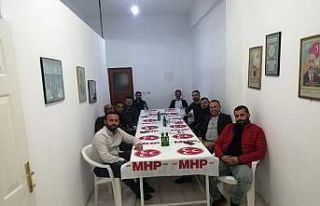 Erdek MHP yönetimi görev dağılımı yaptı