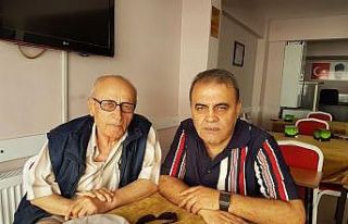 Ersin Erge başkanlığı hocasına devretti