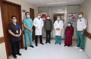 ERÜ Hastanelerinde böbrek nakli yapılan iki hasta...