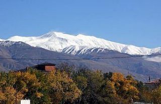 Erzincan’ın yüksek kesimleri beyaz örtüyle kaplandı
