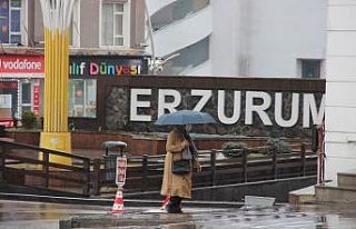 Erzurum’da sağanak yağmur etkisini sürdürüyor