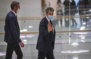 Eski Fransa Cumhurbaşkanı Sarkozy’nin yolsuzluk...