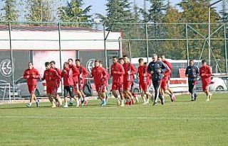 Eskişehirspor kupa mesaisine başladı