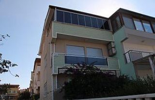 Ev arkadaşının çelik kasasını çalan şüpheli...