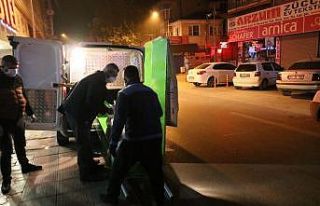 Evden gelen kötü kokular korkunç gerçeği ortaya...