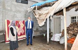 Evi yıkılmak üzere olan kadına devlet sahip çıktı