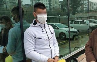 Evinde uyuşturucu haplarla yakalanan genç tutuklandı
