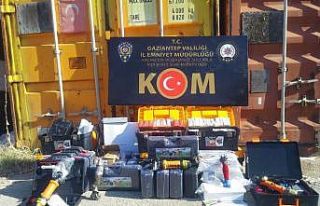 Faturasız elektronik cihaz satan kişilere operasyon