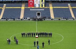 Fenerbahçe, Atatürk için anma töreni düzenledi