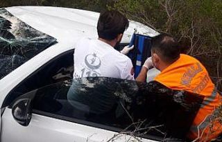 Fethiye uçuruma yuvarlanan otomobilin sürücüsünü...