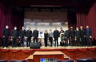 Fethiye’de Atatürk’ün sevdiği şarkılar seslendirildi