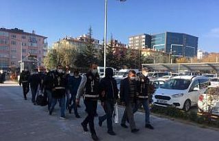 FETÖ operasyonunda 25 şüpheliden 9’u adliyeye...