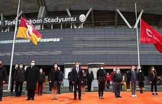 Galatasaray, Atatürk için anma töreni düzenledi