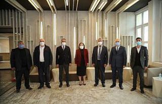 Gaziantep’te işyeri kapanan esnafa bin 500 TL destek