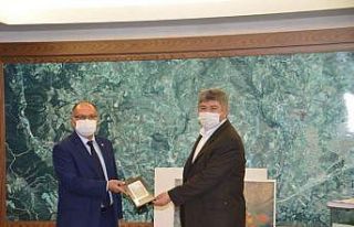 Gediz Belediyesi’nden ihtiyaç sahibi öğrencilere...