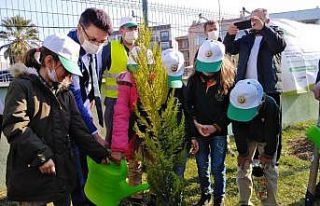 Geleceğe nefes fidanlar toprakla buluştu