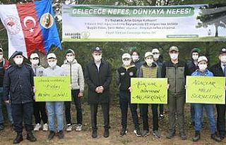 Geleceğe nefes için binlerce fidan toprakla buluştu