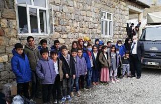 Genel Başkan Er’den şehit ve gazi çocuklarına...