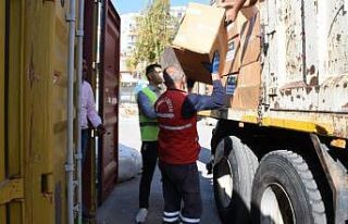 Germencik Belediyesi deprem yardım paketlerini ulaştırdı