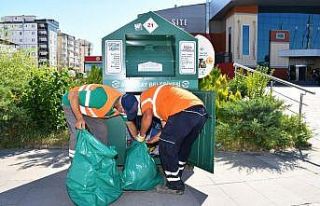 Giysi kumbaraları ile ihtiyaç sahiplerinin sıkıntıları...