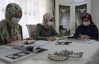 Hafız kız kardeşler annelerinin doktorluk hayalini...