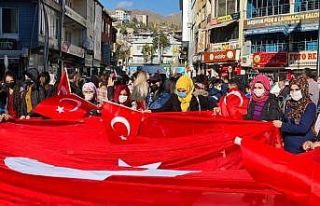 Hakkarili kadınlardan Diyarbakır annelerine destek