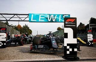 Hamilton kazandı, Mercedes üst üste 7. kez şampiyon...