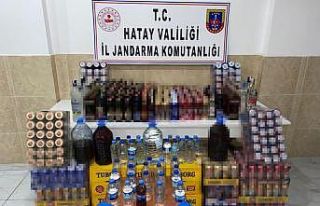 Hatay’da 241 litre kaçak içki ele geçirildi