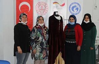 Hayallerini gelinlik ve bindallıda birleştirdiler