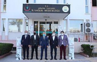 Hayırsever iş adamı dezenfektan standı bağışladı